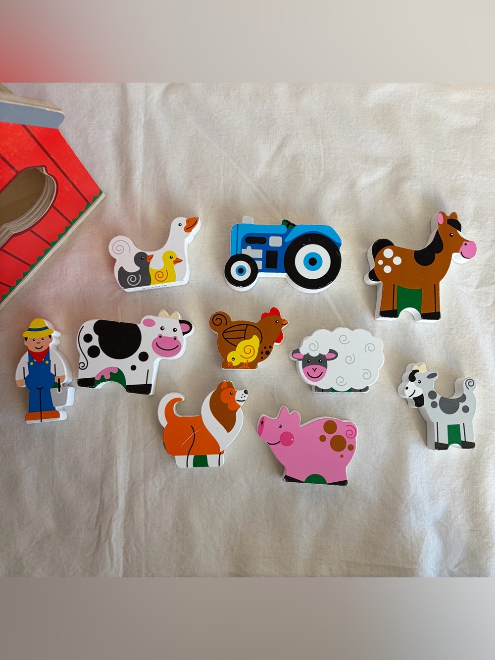 Melissa & Doug Wooden Take Along Barn Farm Puzzle sorter Toy
